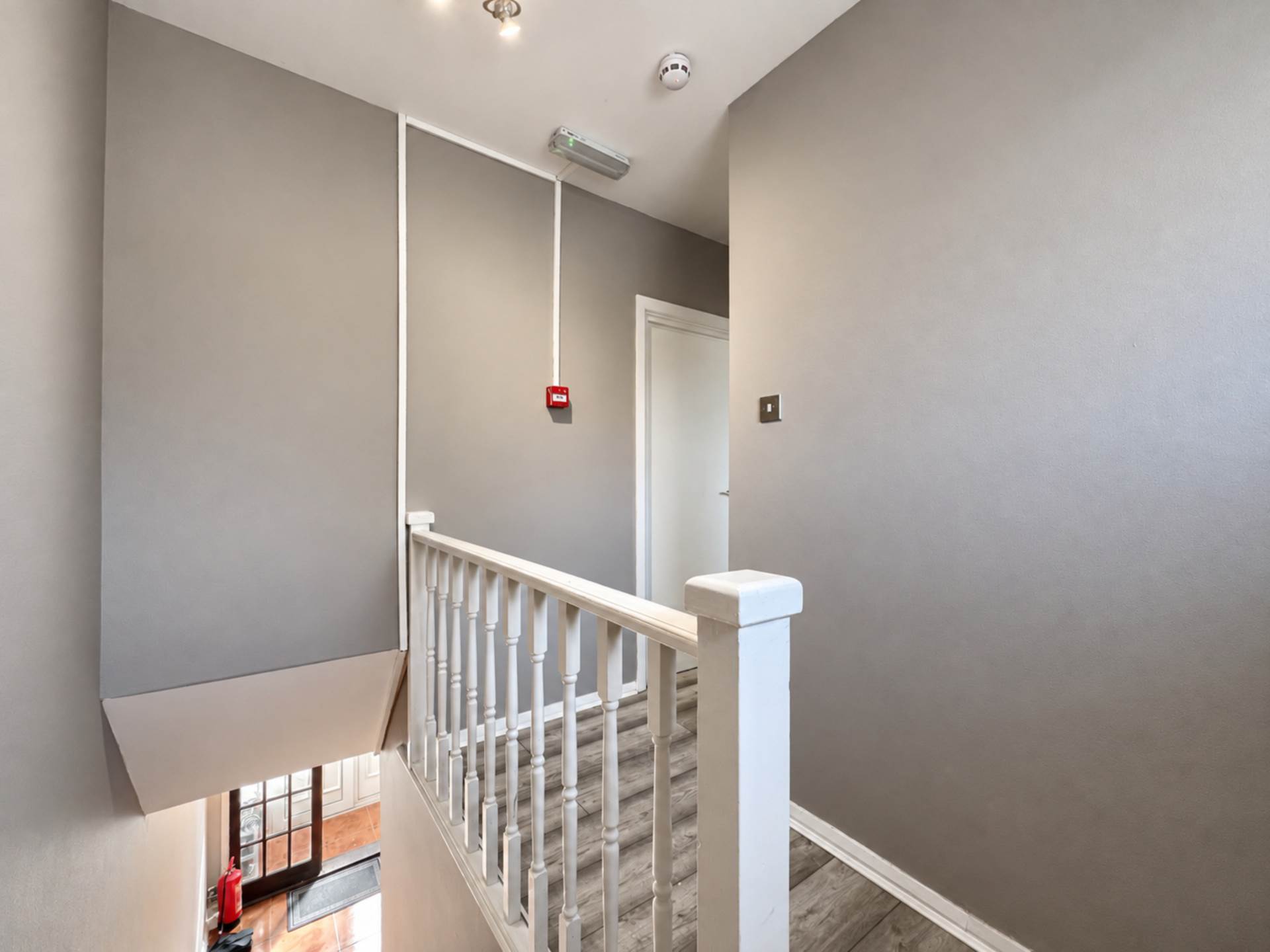 Dunstable Road, Romford, RM3, Image 9