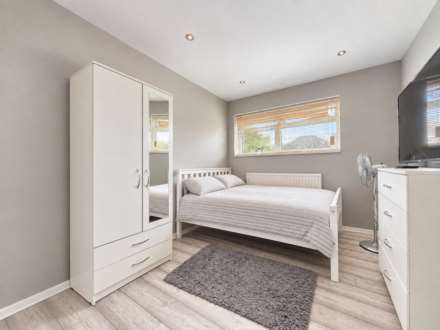 Dunstable Road, Romford, RM3, Image 12
