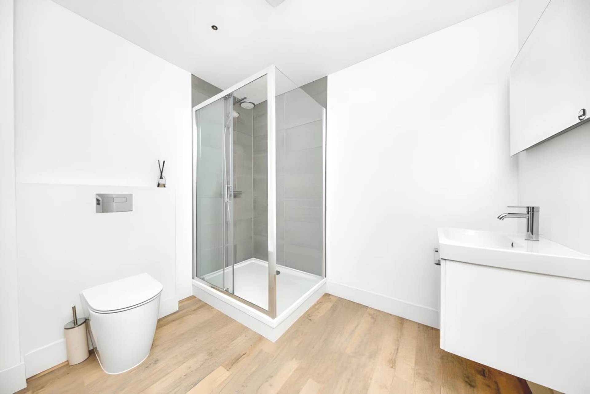 Kempton Road, East Ham, E6, Image 8