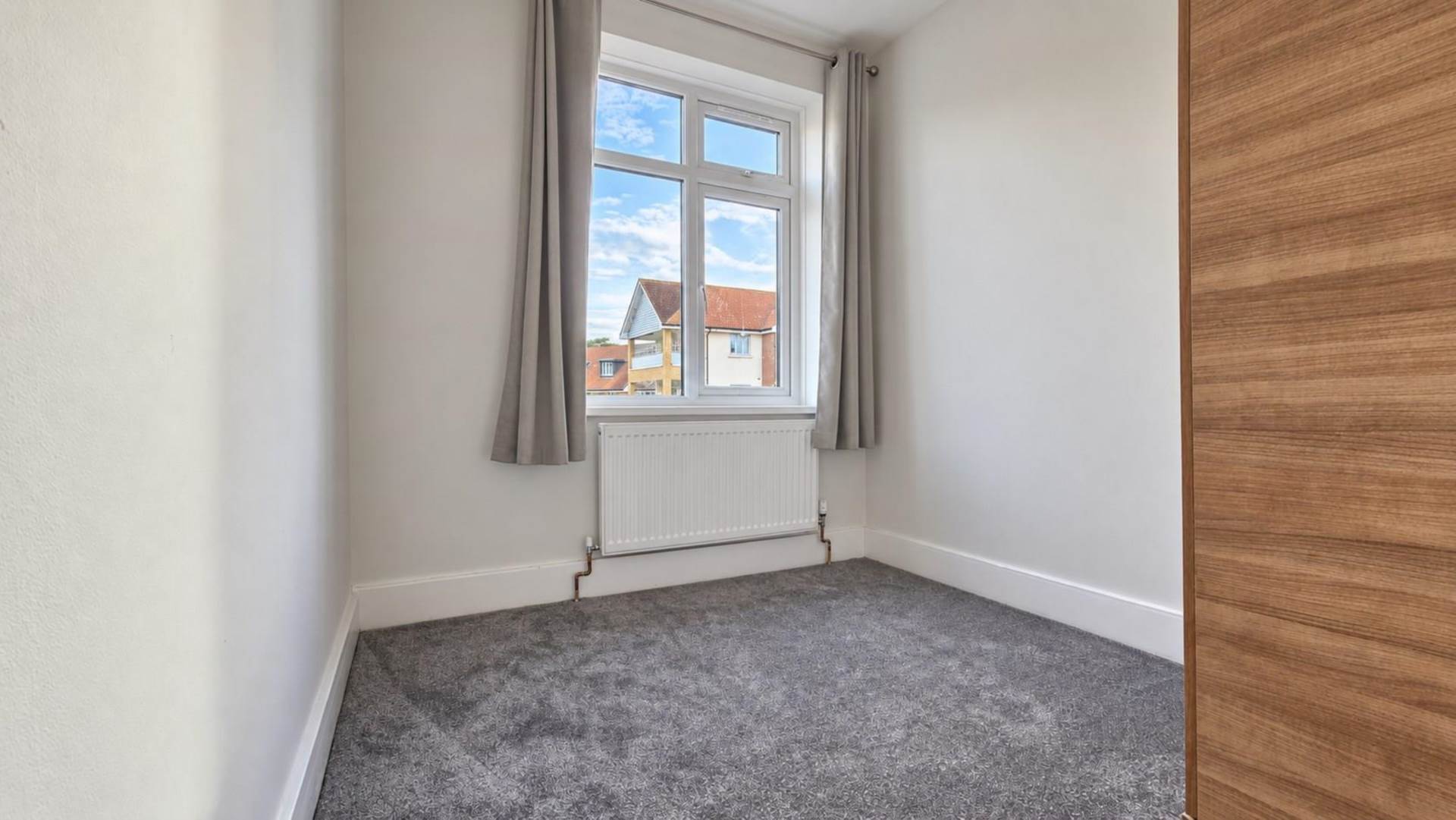 Tanners Lane, Barkingside, IG6, Image 11
