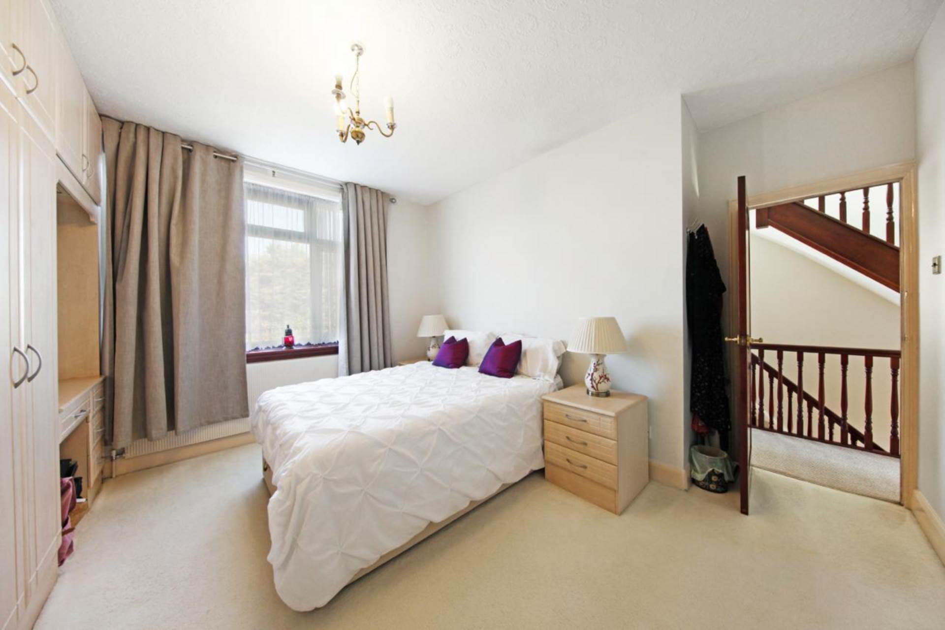 Beechwood Gardens, Ilford, IG5 0AQ, Image 11