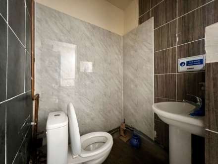 Romford Road, Forest Gate, E7 8AB, Image 18