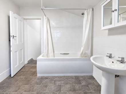 Fourth Ave, Manor Park, E12 6DB, Image 11