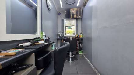 Commercial Property, High Street, East Ham, E6 6EN