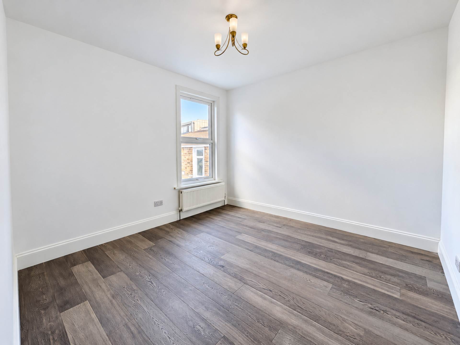 Bulwar Road, Leytonstone, E11, Image 3