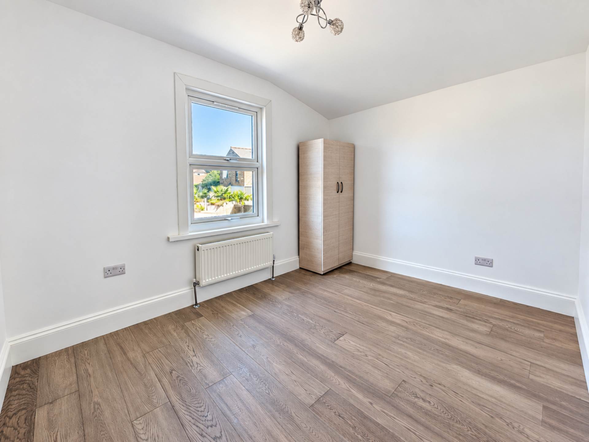 Bulwar Road, Leytonstone, E11, Image 4