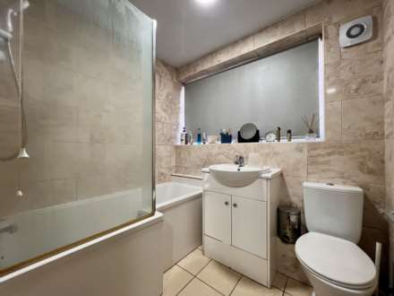 Church Road, Ilford, IG2 7ZS, Image 7