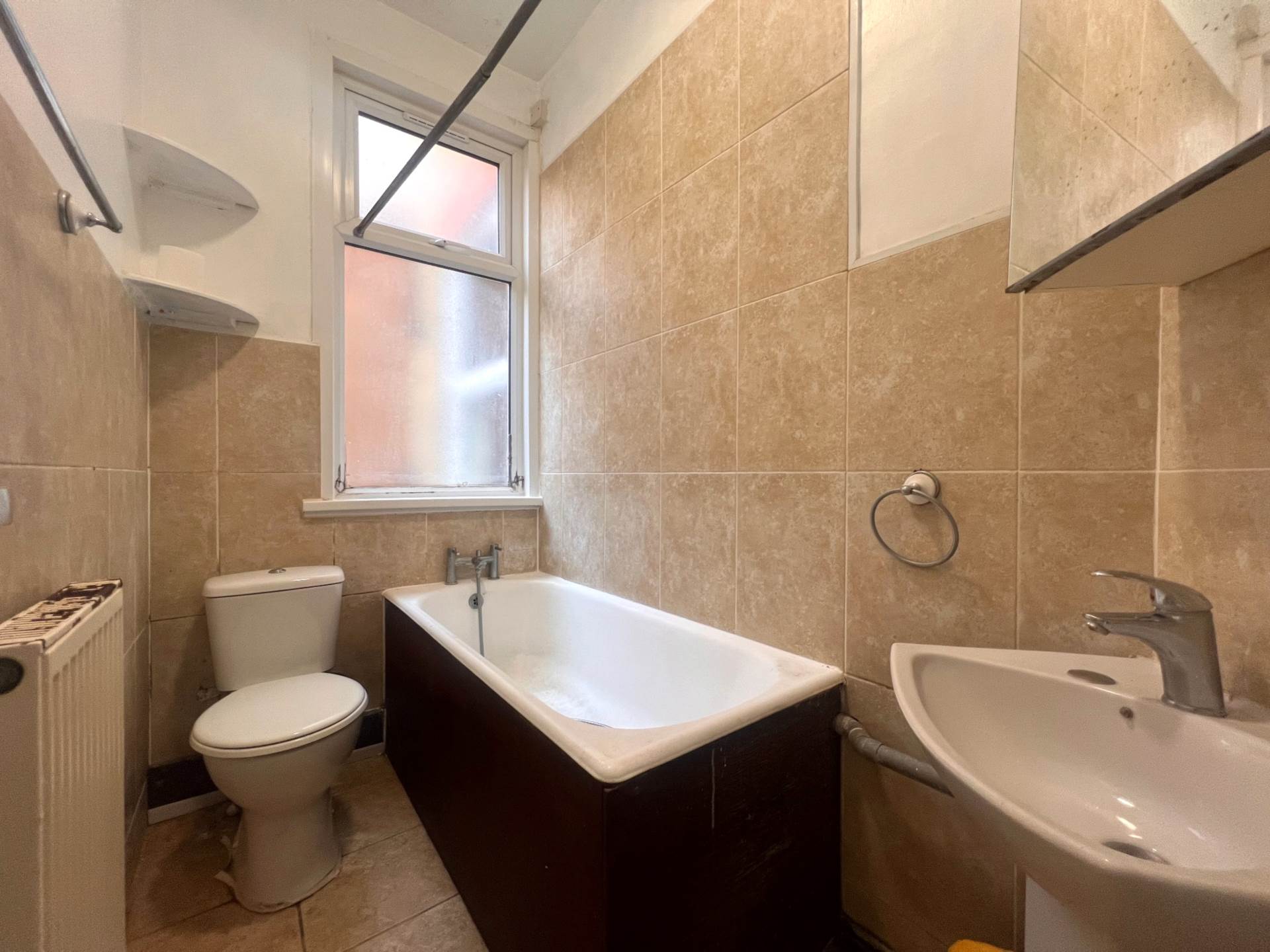 Coventry Road, Ilford, IG1 4RD, Image 4
