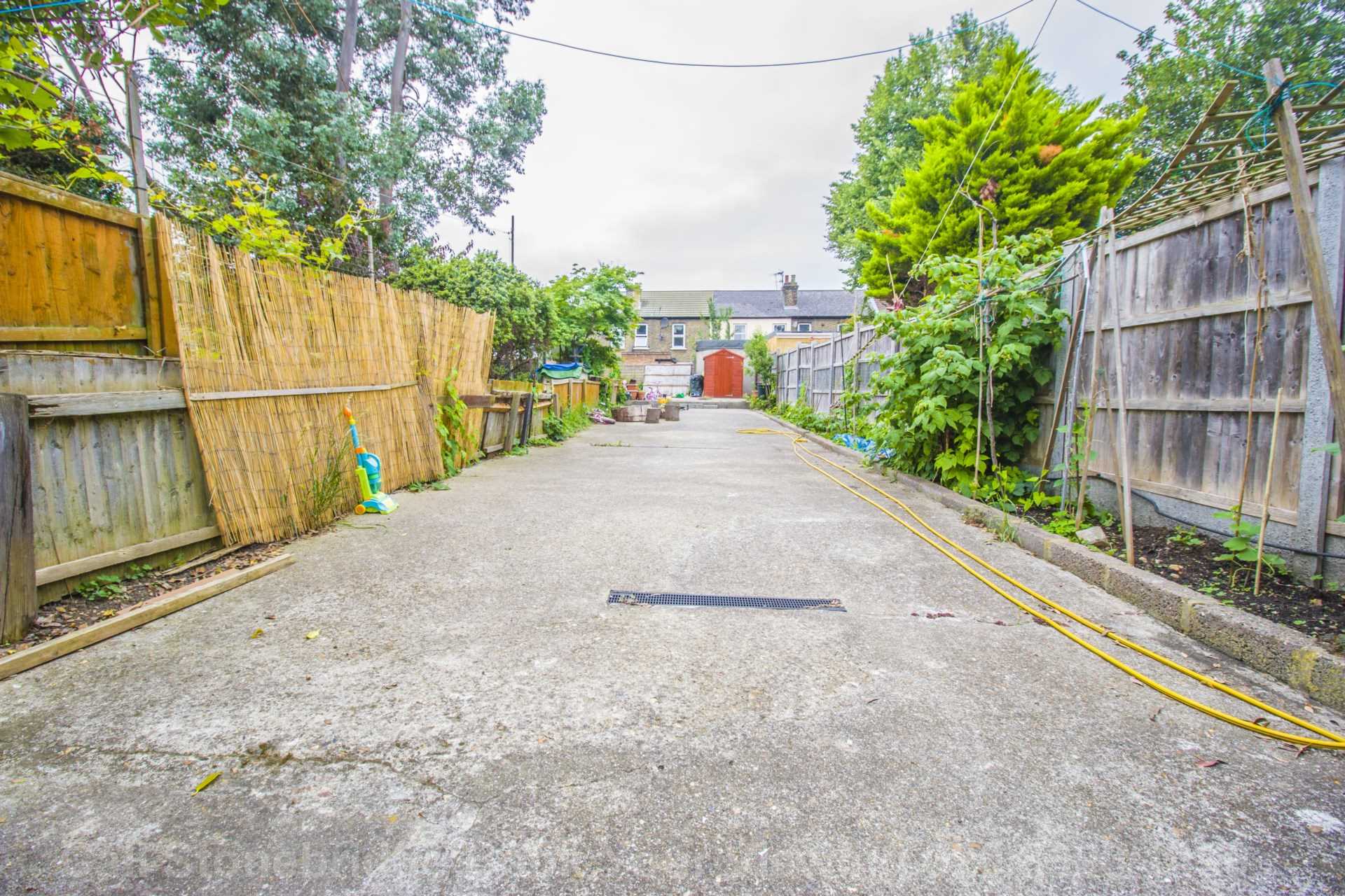 Manor Park Road, London, E12, Image 13