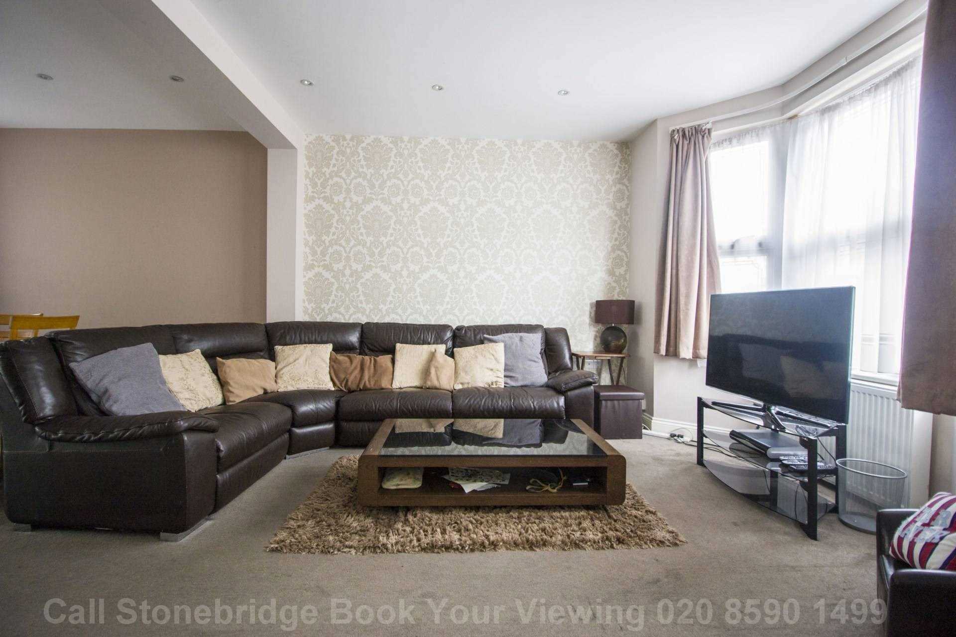 Kenneth Road, Chadwell Heath RM6, Image 3