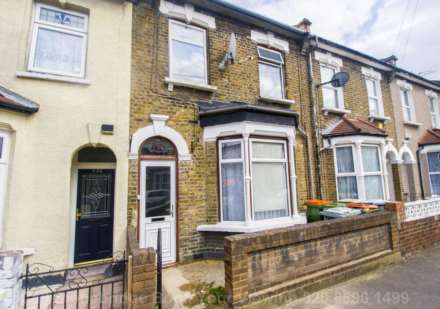 Field Road, Forest Gate, E7, Image 12