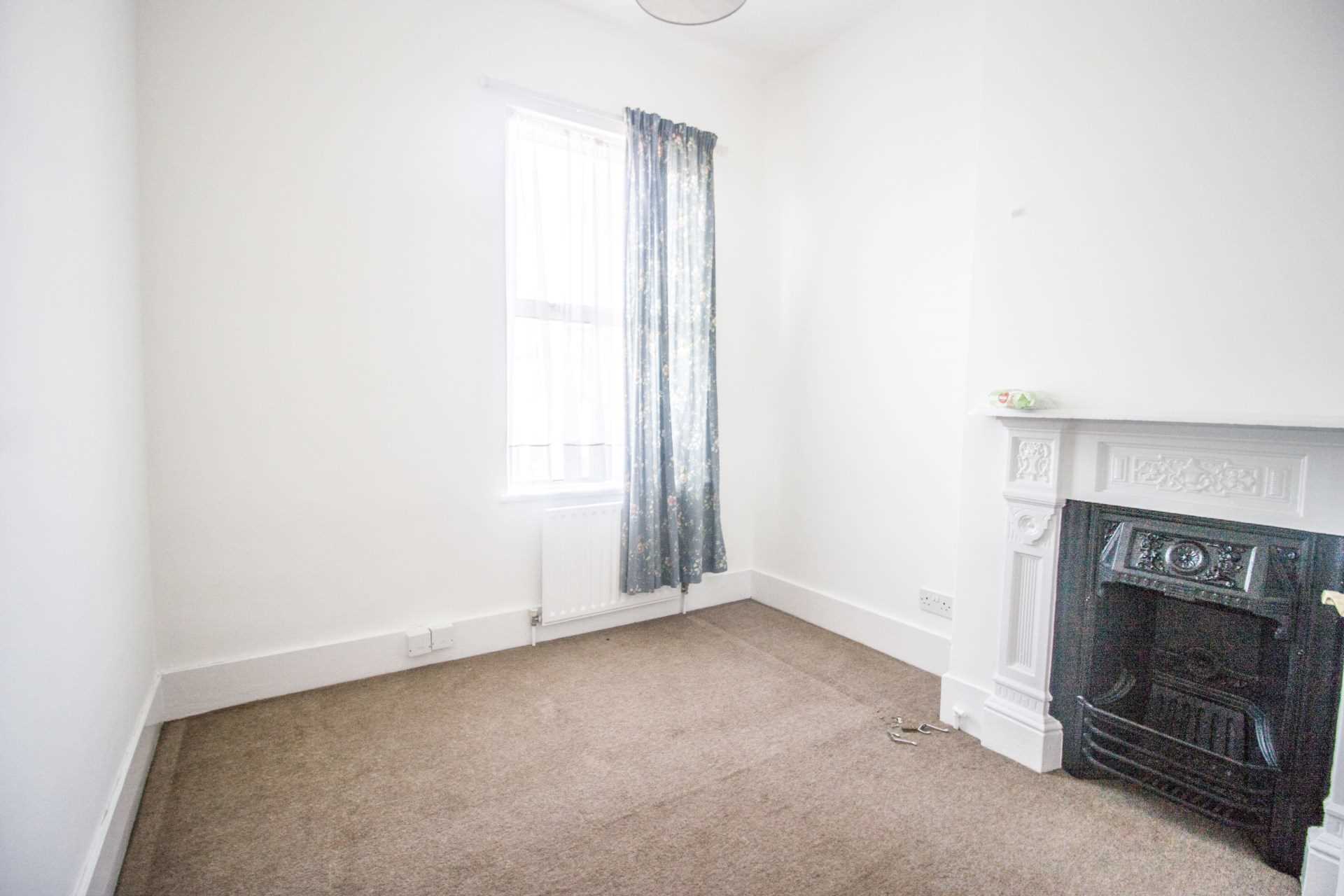 Romford Road, Manor Park, E12, Image 14