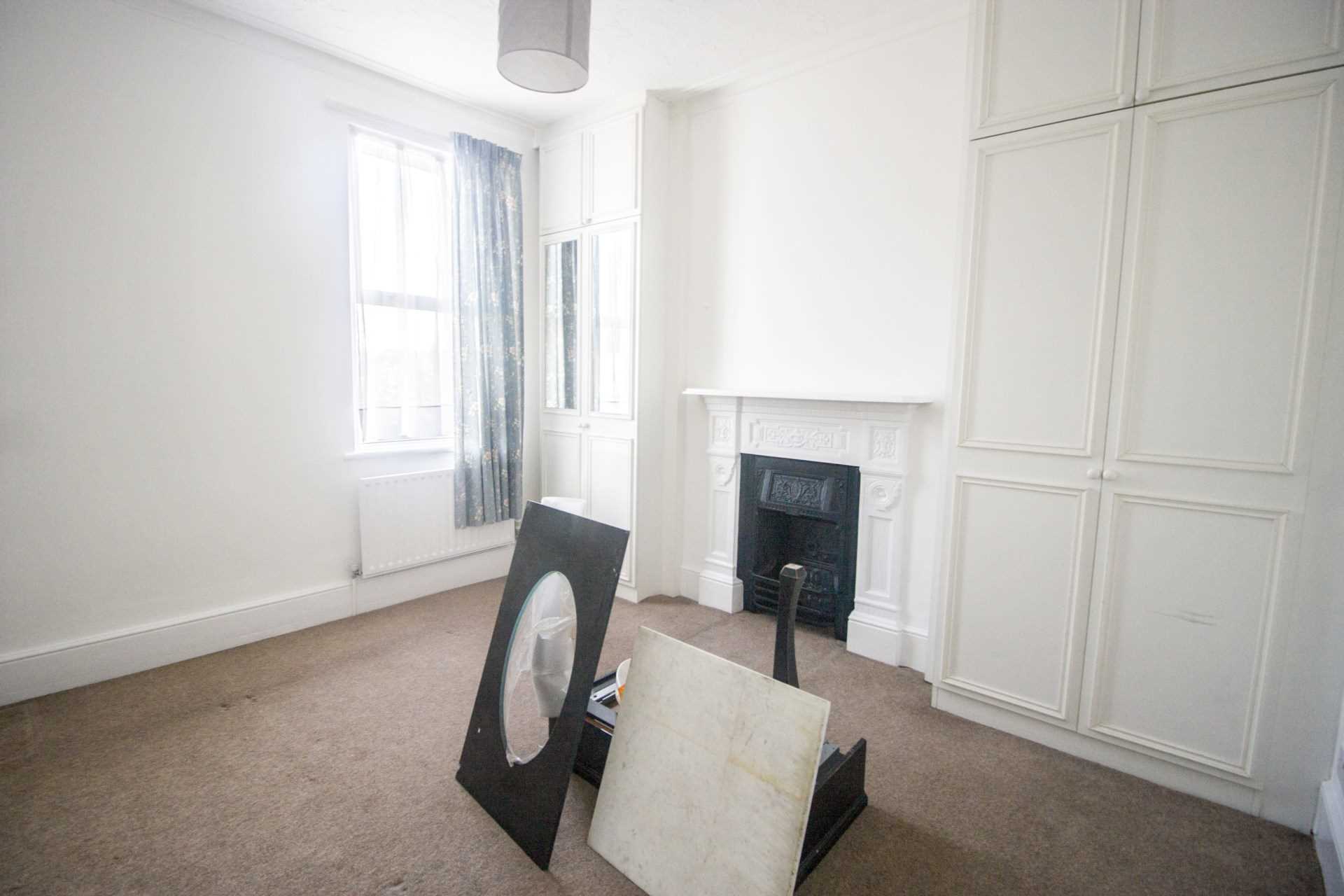 Romford Road, Manor Park, E12, Image 4