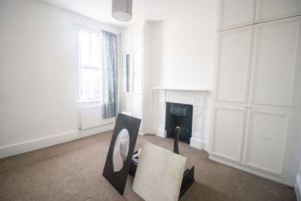 Romford Road, Manor Park, E12, Image 4