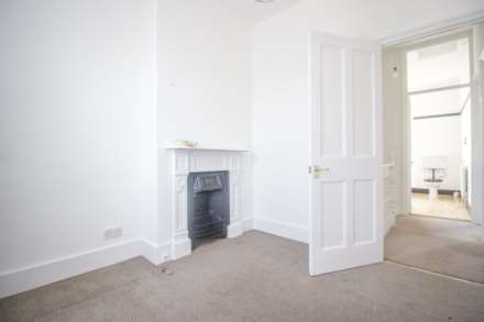 Romford Road, Manor Park, E12, Image 5