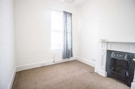 Romford Road, Manor Park, E12, Image 6