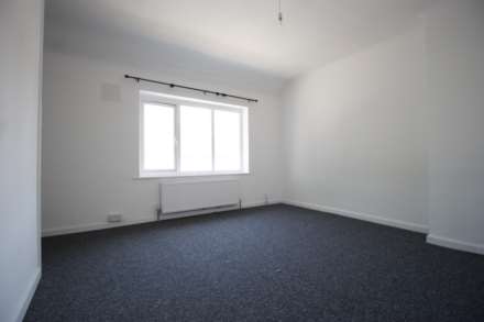 Porters Avenue, Dagenham, Image 7