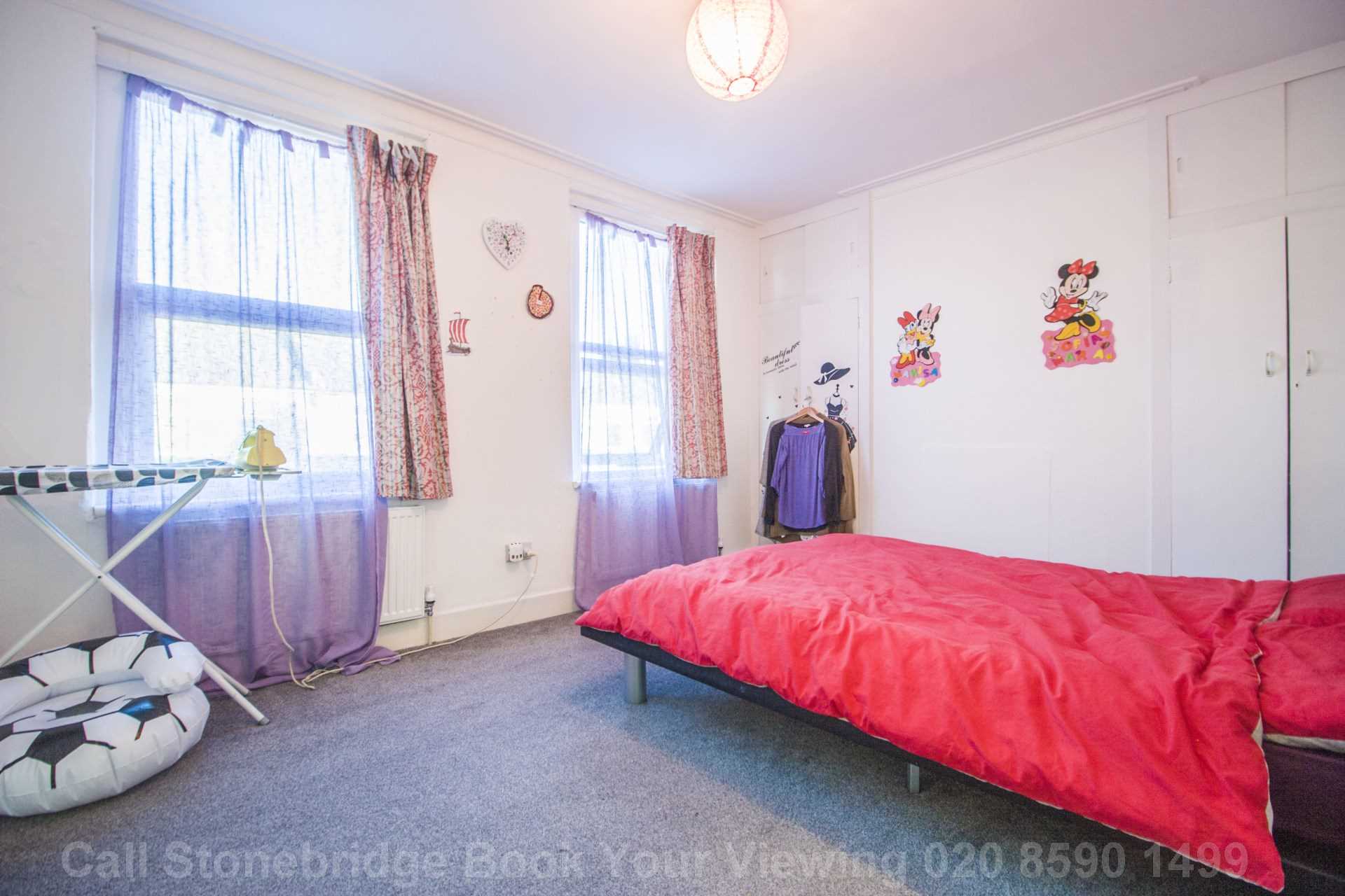 Kenneth Road, Chadwell Heath RM6, Image 8