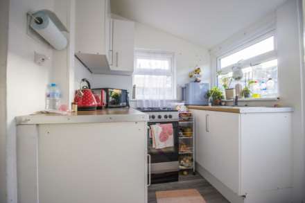 Kenneth Road, Chadwell Heath RM6, Image 5