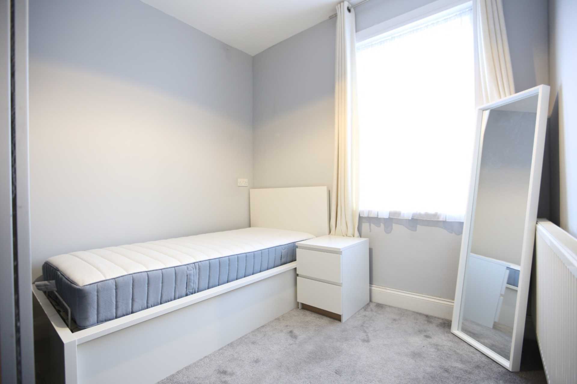 Pembroke Road, Ilford, IG3, Image 3