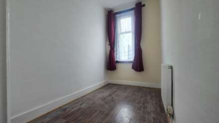 Altmore Avenue, East Ham E6, Image 2