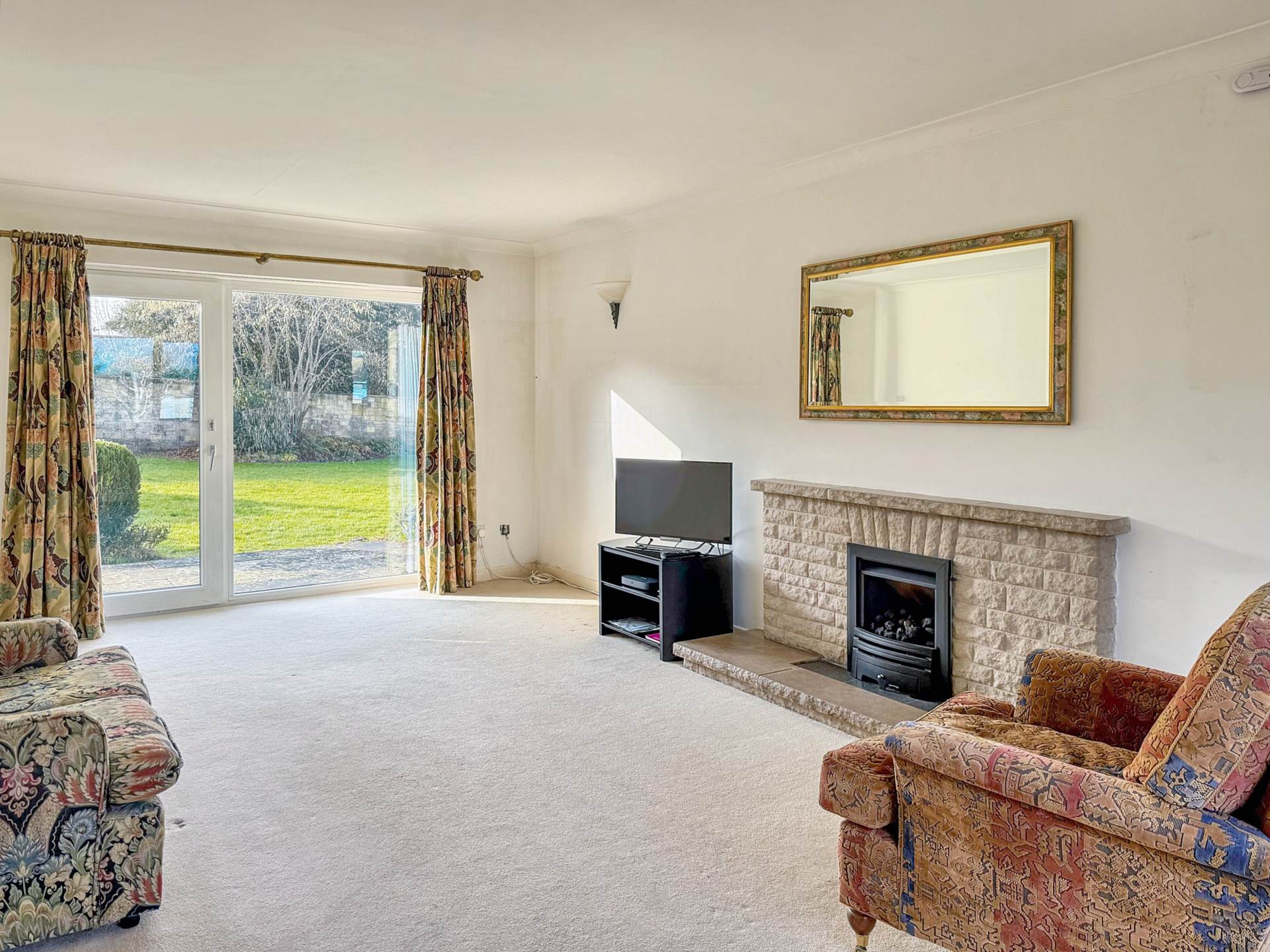 Titan Barrow, Bathford, Image 6