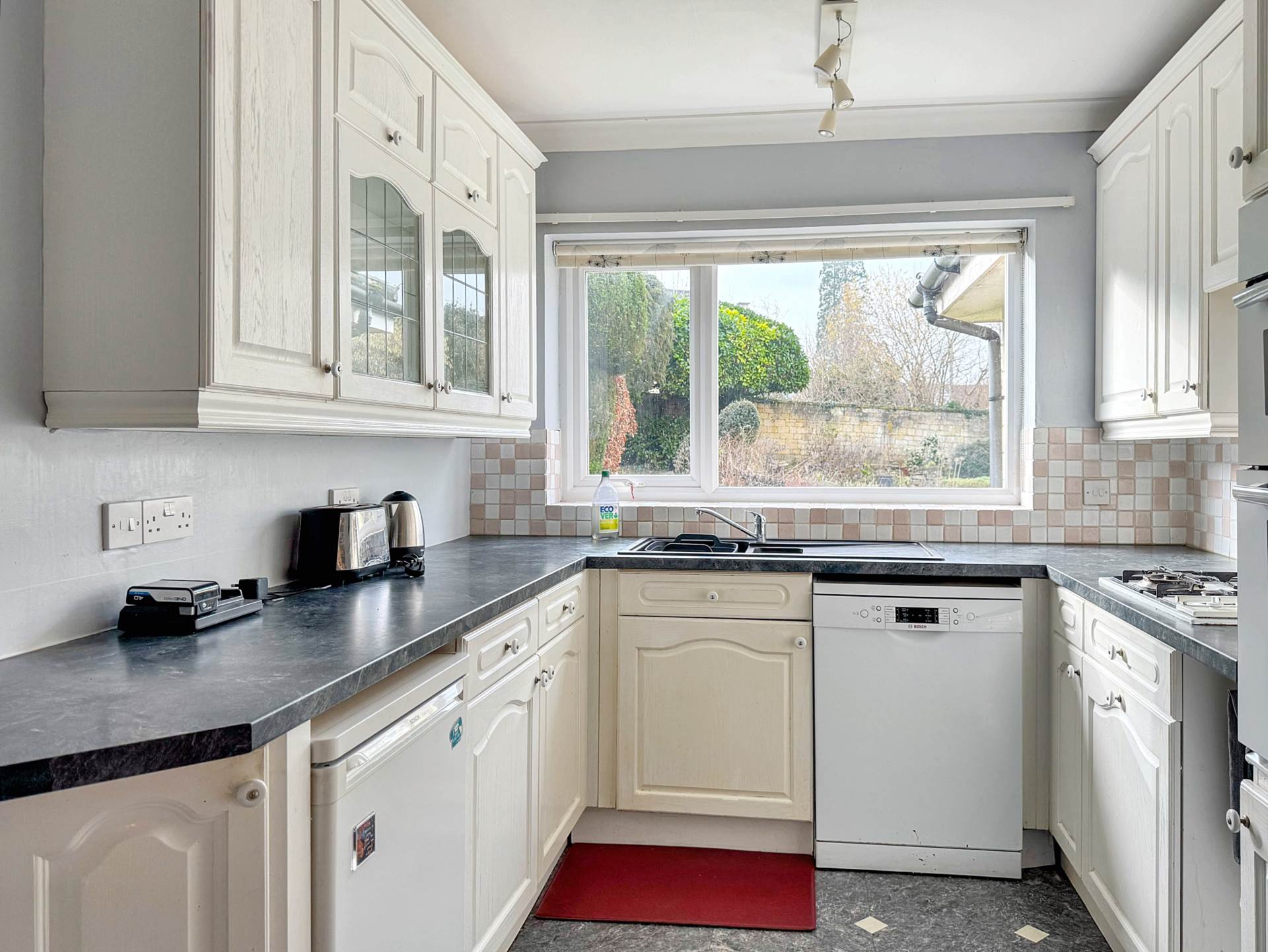 Titan Barrow, Bathford, Image 7