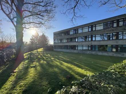 St Martins Court, Bath, Image 15