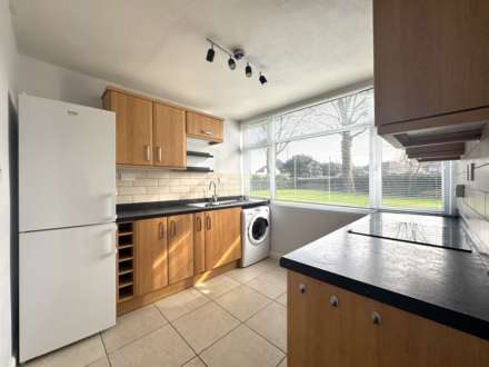St Martins Court, Bath, Image 4