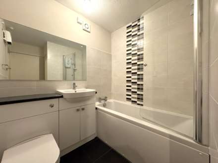 St Martins Court, Bath, Image 8