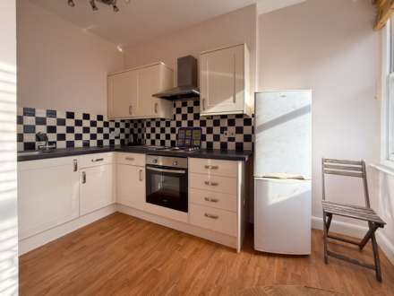 Anglo Terrace, Bath, Image 2