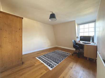 Grosvenor Place, Bath, Image 11