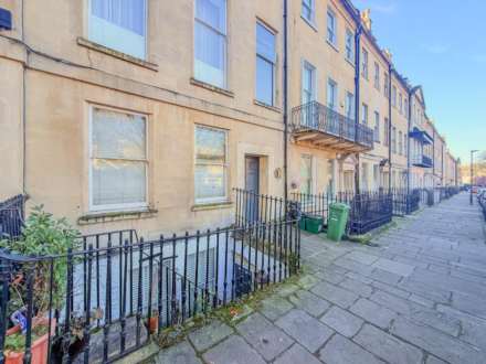 Kensington Place, Bath, Image 1