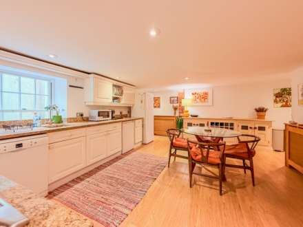 Kensington Place, Bath, Image 21