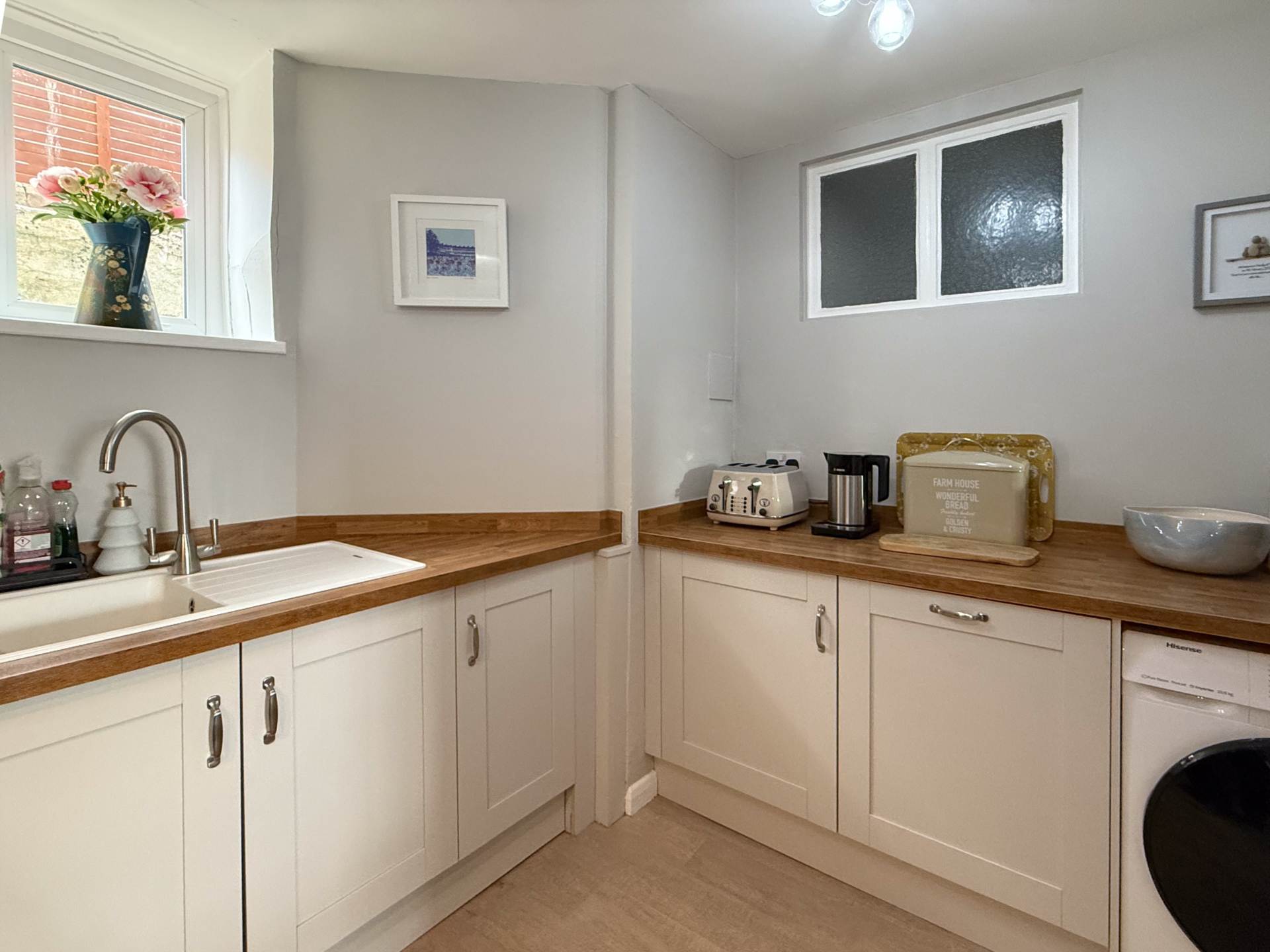Gillingham Terrace, Bath, Image 12