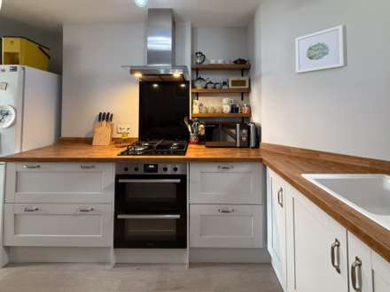 Gillingham Terrace, Bath, Image 13