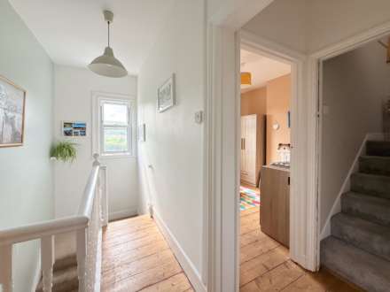 Gillingham Terrace, Bath, Image 15