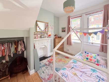 Gillingham Terrace, Bath, Image 16