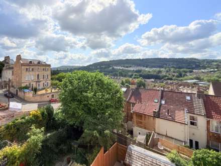 Gillingham Terrace, Bath, Image 2