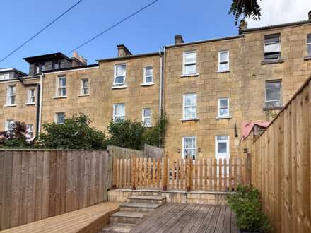 Gillingham Terrace, Bath, Image 27