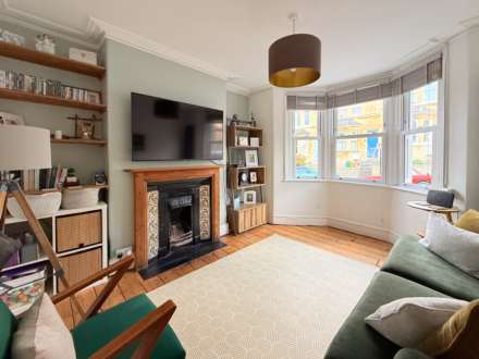 Gillingham Terrace, Bath, Image 5
