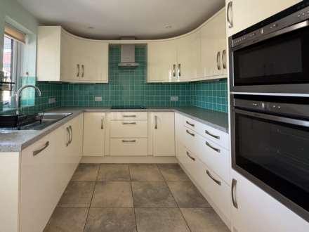 Harbutts, Bathampton, Image 8