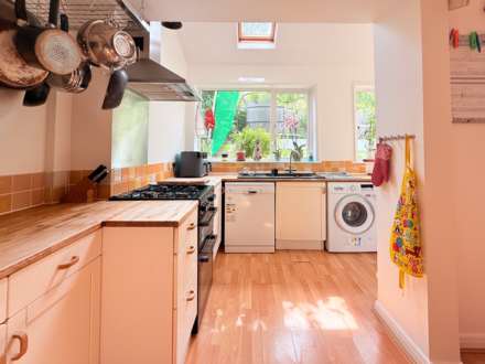 Marshfield Way, Bath, Image 9