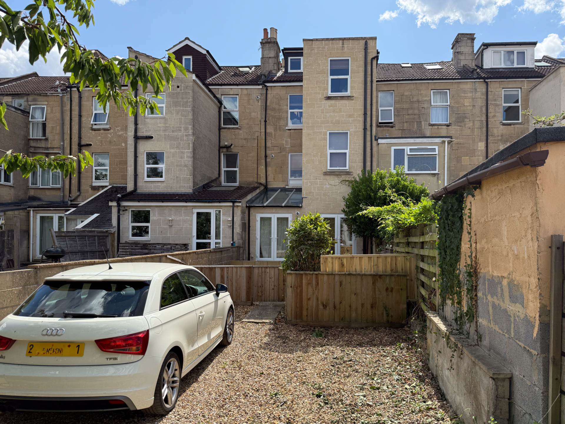Victoria Terrace, Bath, Image 2