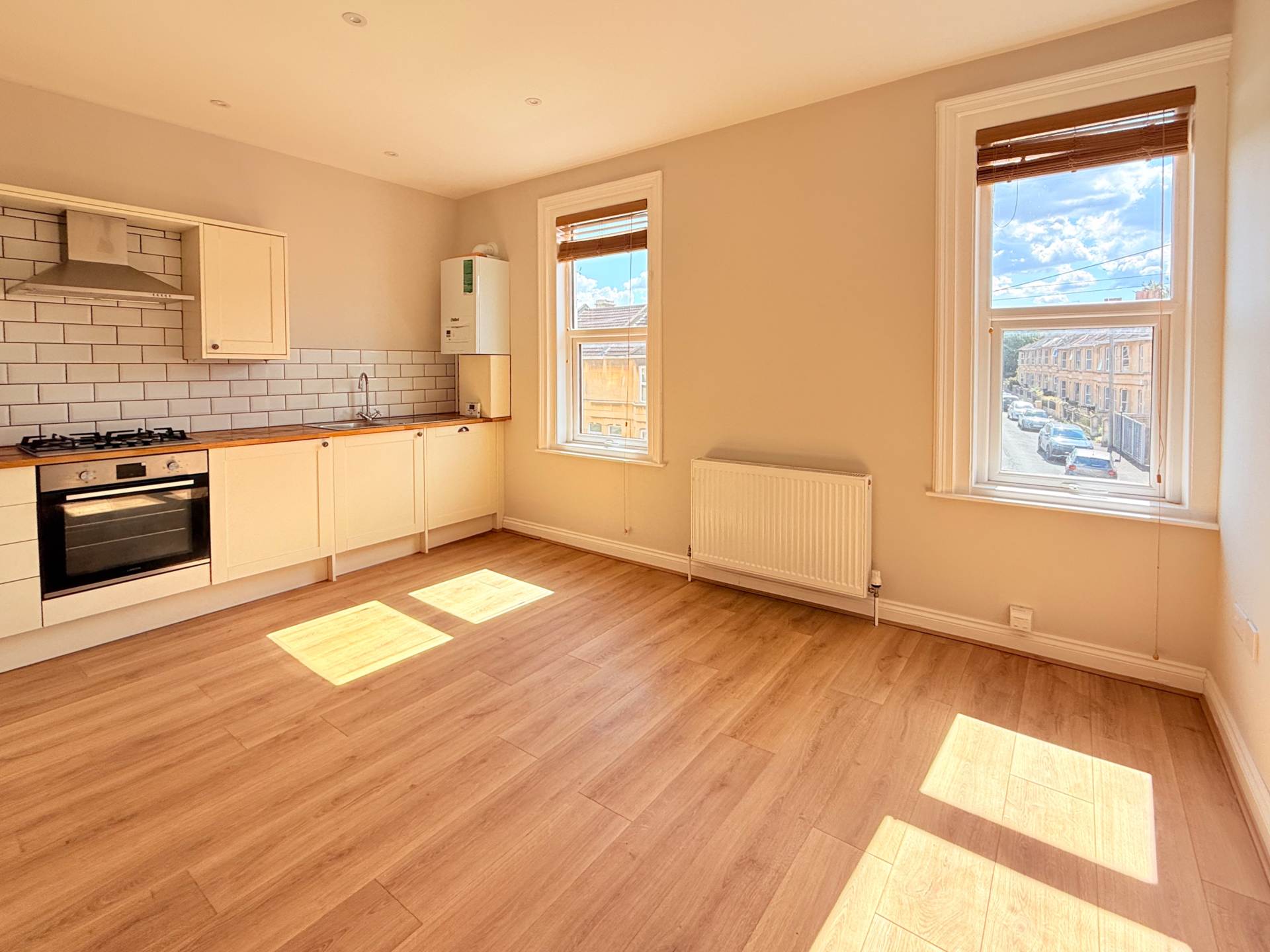 Victoria Terrace, Bath, Image 4