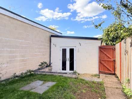 Sladebrook Avenue, Bath, Image 23