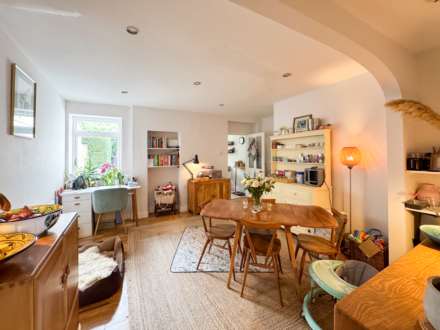 Larkhall Terrace, Bath, Image 13
