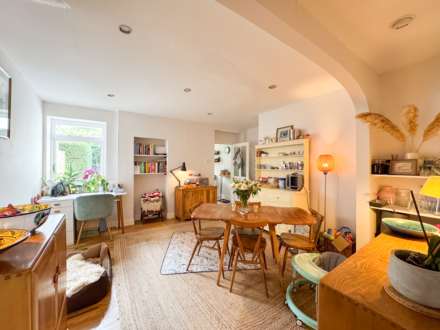 Larkhall Terrace, Bath, Image 6