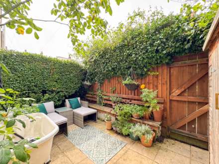 Larkhall Terrace, Bath, Image 8