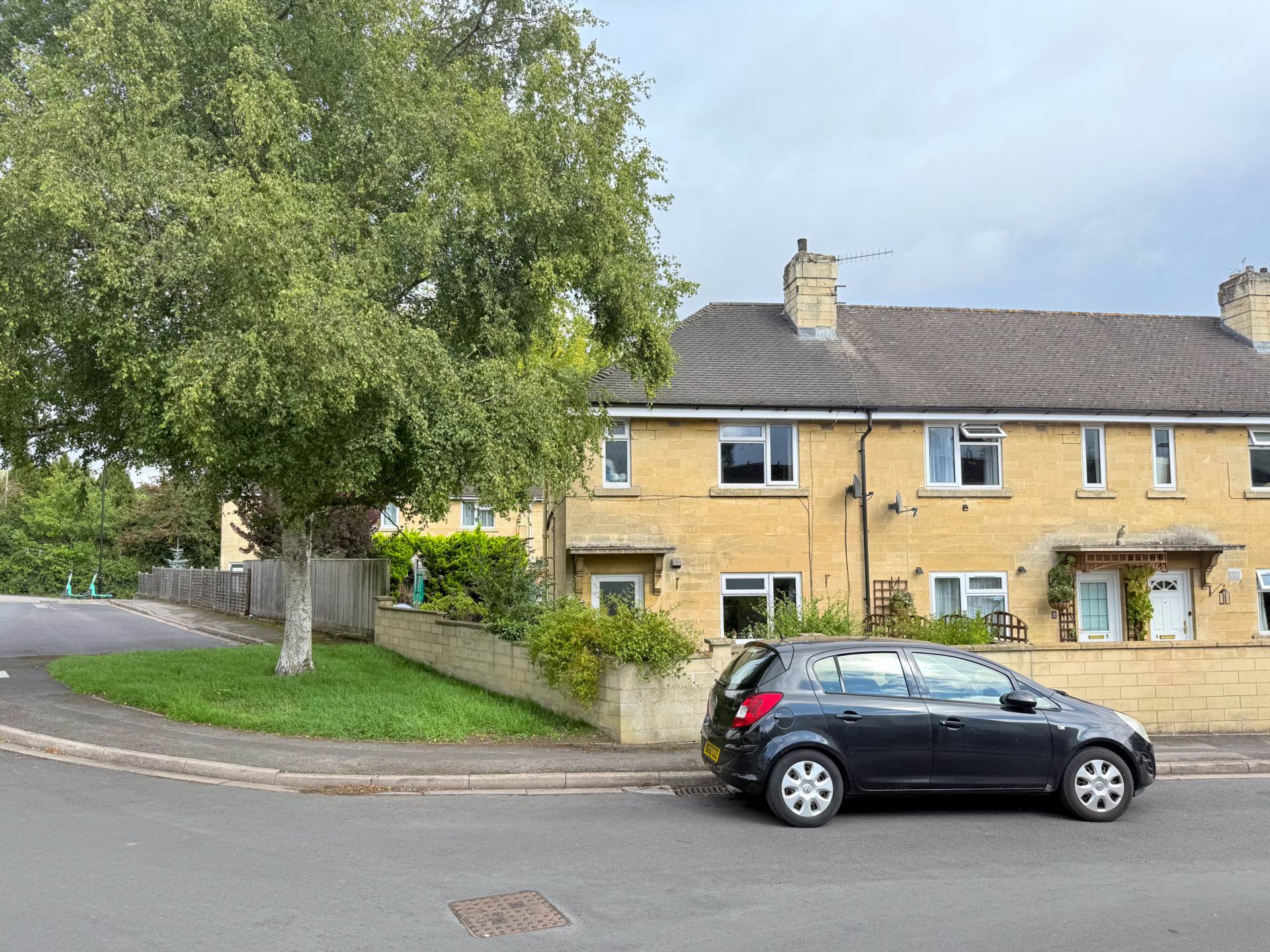Rose Hill, Larkhall, Image 1